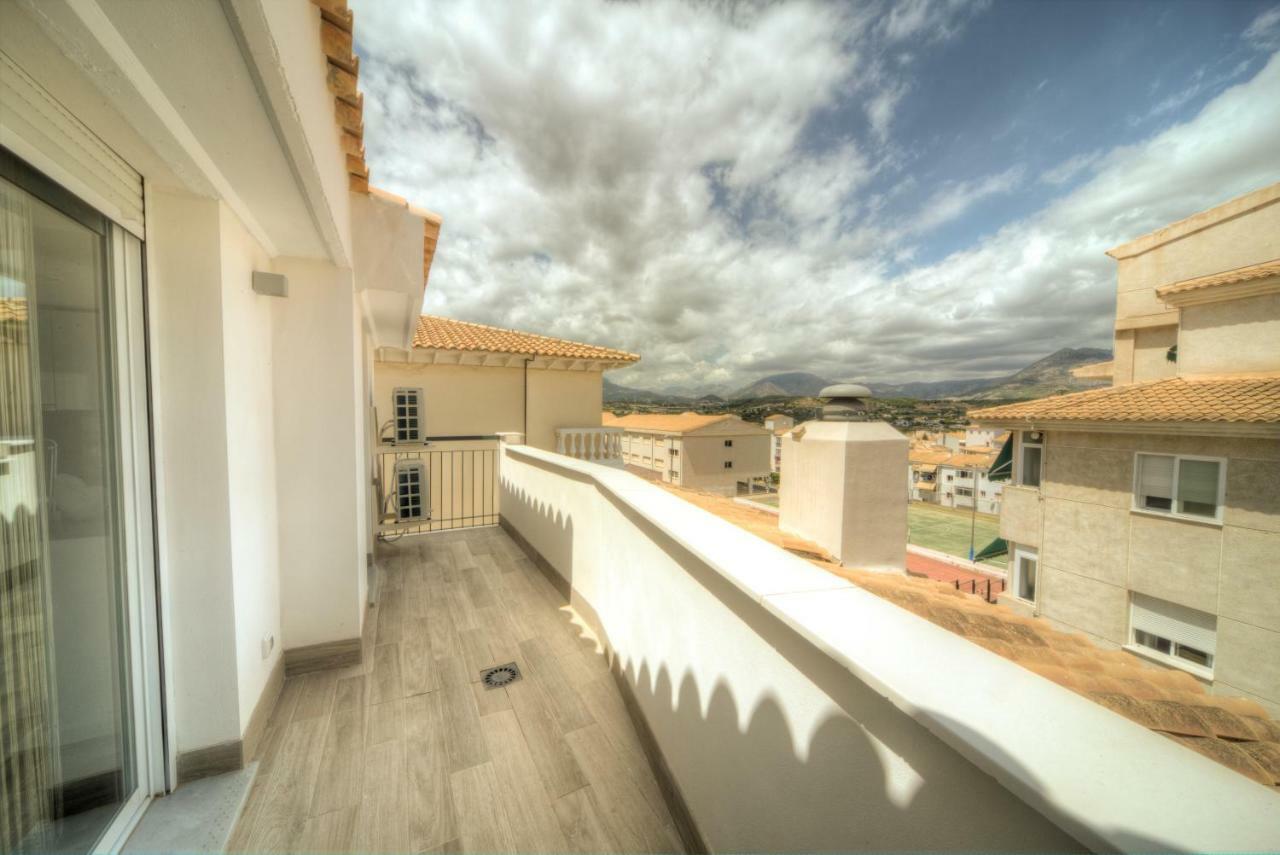 אלתיאה Duplex Piscina, Terraza Y Parking By Vero מראה חיצוני תמונה
